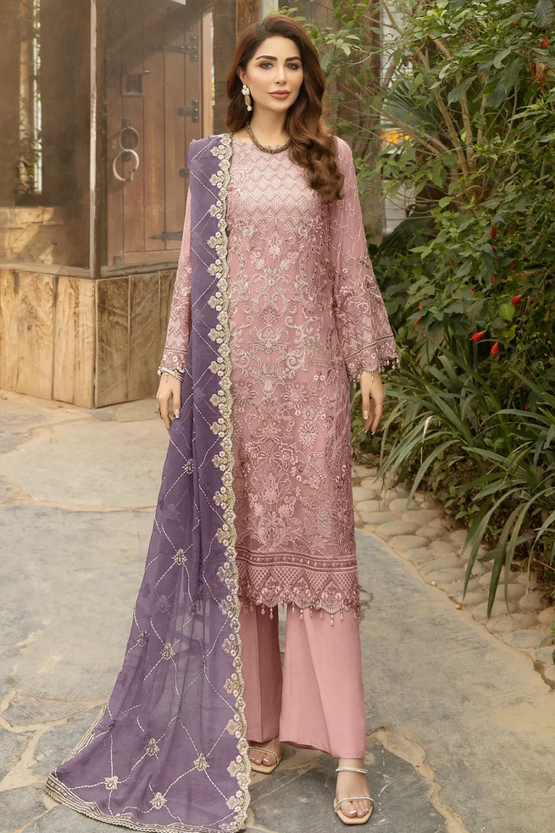 Latest Baby Pink Pakistani Salwar Kameez With Beautiful Contrast Light Purple Dupatta Work