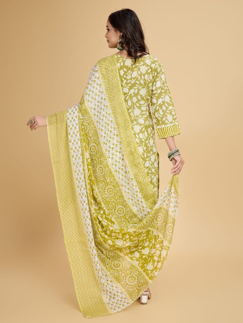 Luish Womens Yellow Floral Printed Kurta Set with Dupatta - Image 3
